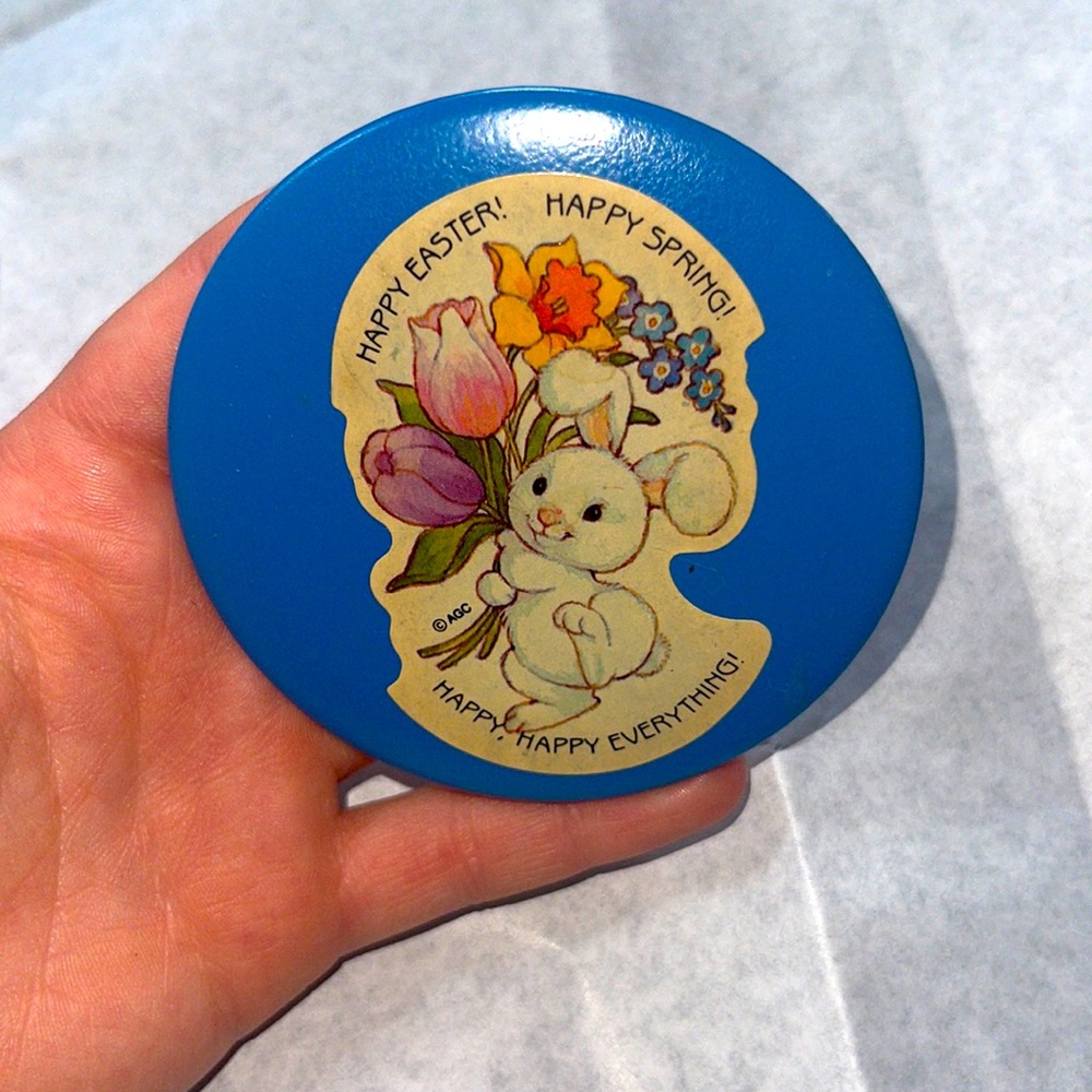 Vintage Easter Spring Bunny Button pin brooch